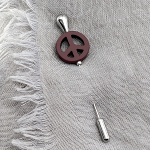 Fibule peace chocolat 1 0 2 900